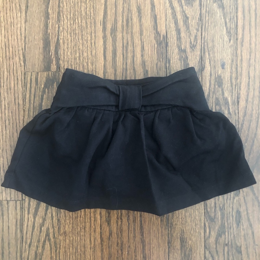 New without tags, Kate spade black bow skirt